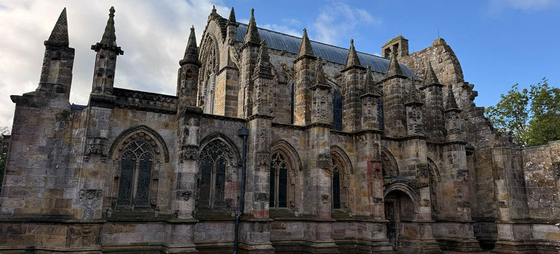 Private Tours vs Coach Tours in Scotland | Which Is Best?